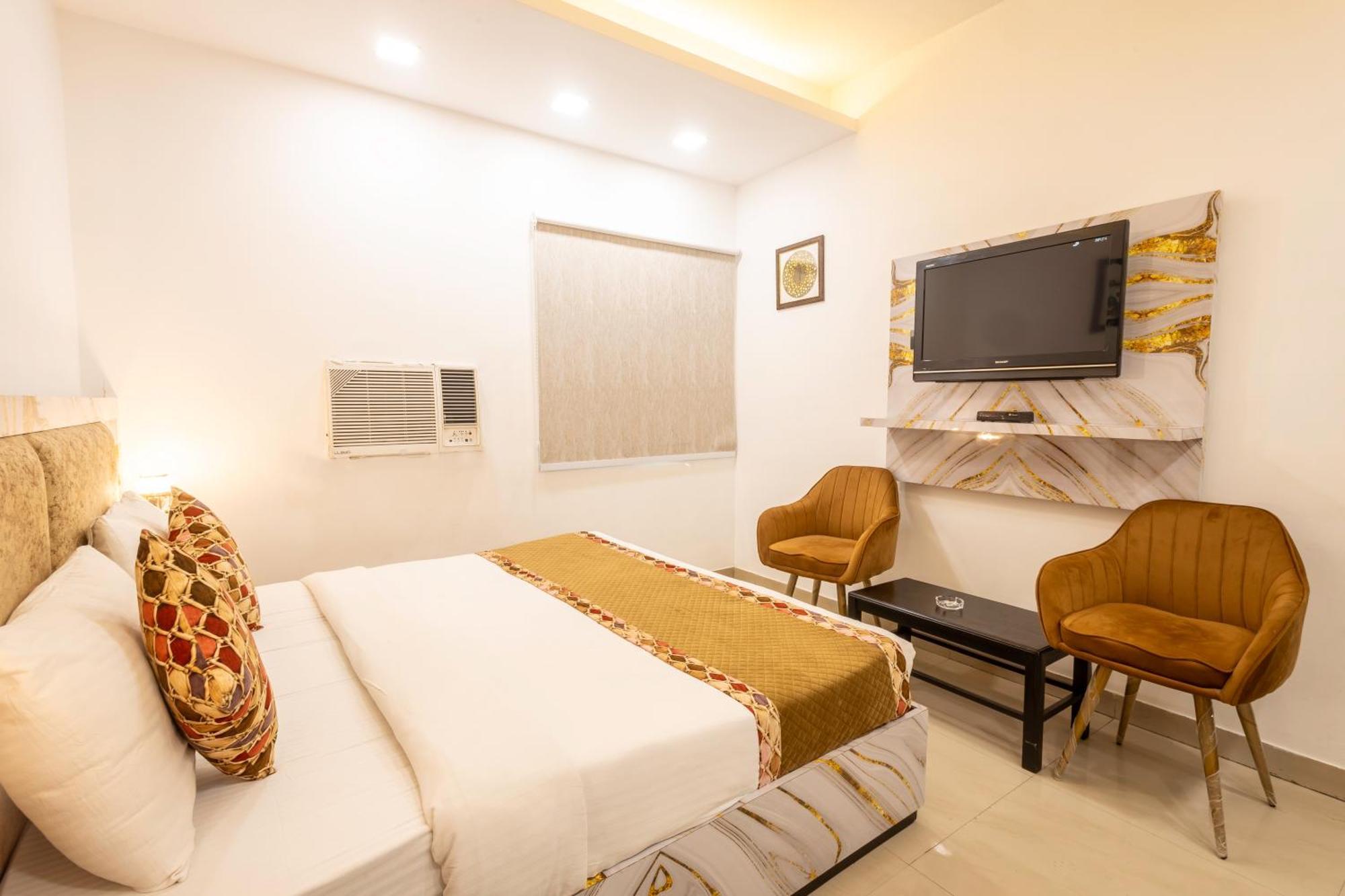 Hotel Cosmo Near Blk Hospital Karol Bagh Delhi  Exterior foto