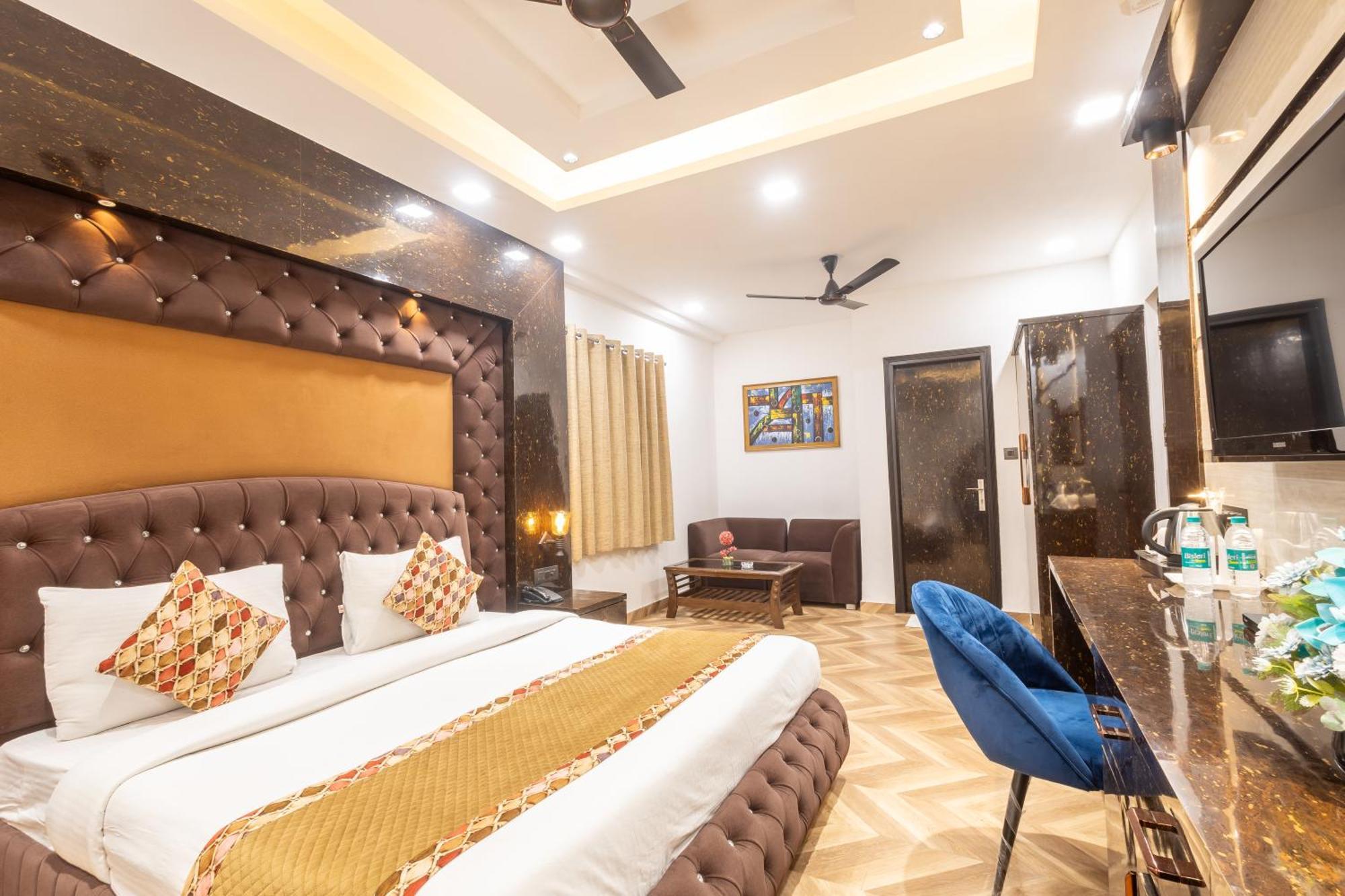 Hotel Cosmo Near Blk Hospital Karol Bagh Delhi  Exterior foto