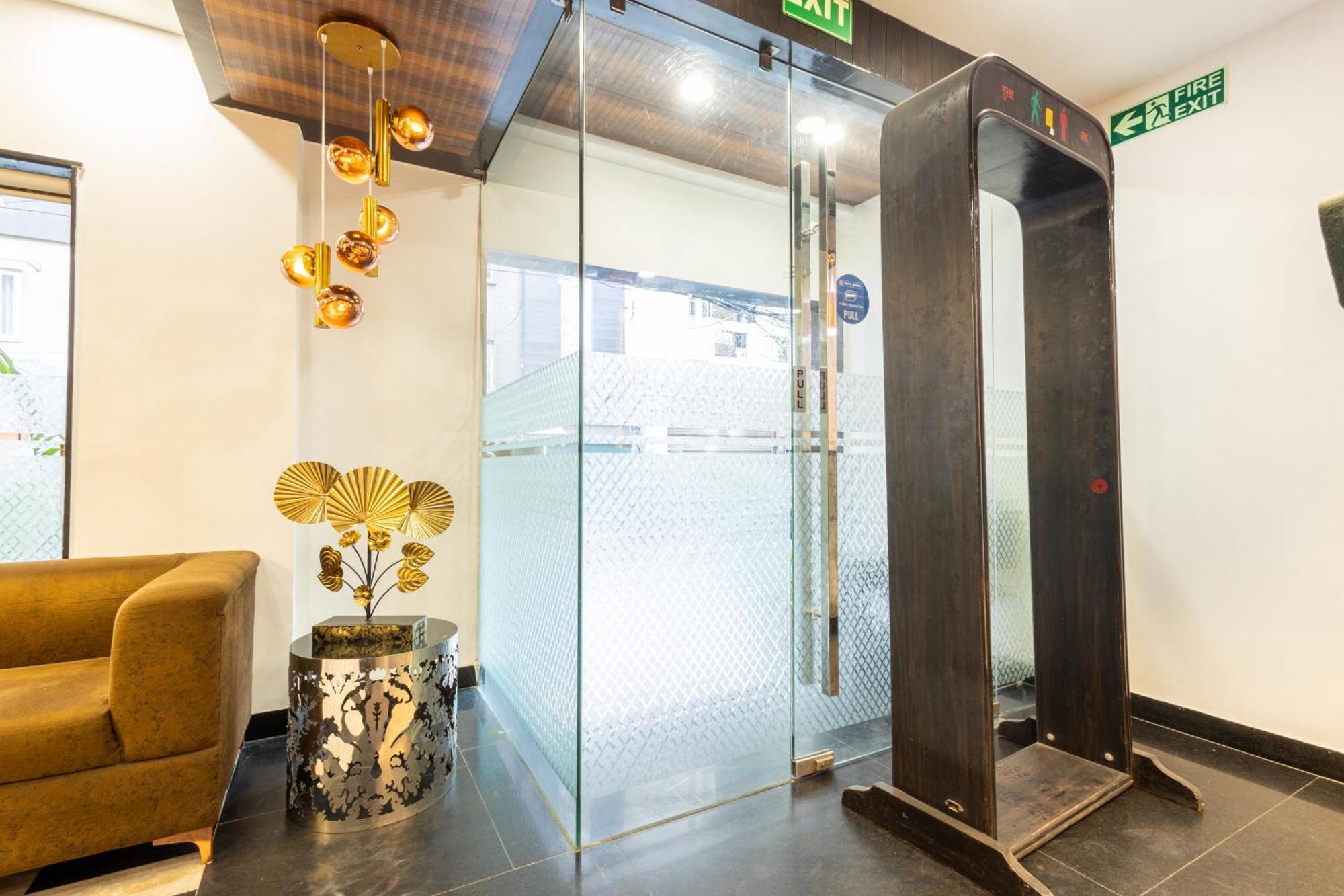 Hotel Cosmo Near Blk Hospital Karol Bagh Delhi  Exterior foto