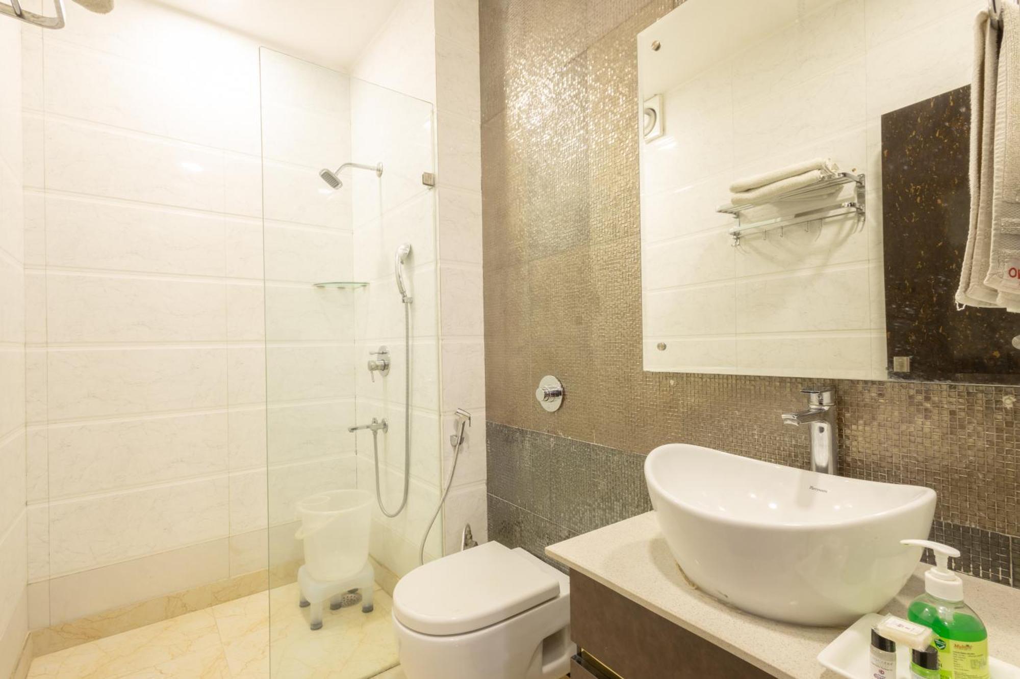 Hotel Cosmo Near Blk Hospital Karol Bagh Delhi  Exterior foto