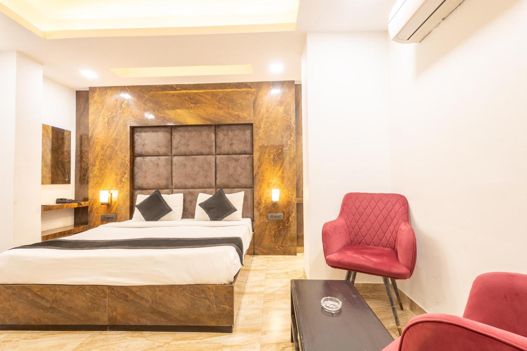 Hotel Cosmo Near Blk Hospital Karol Bagh Delhi  Exterior foto