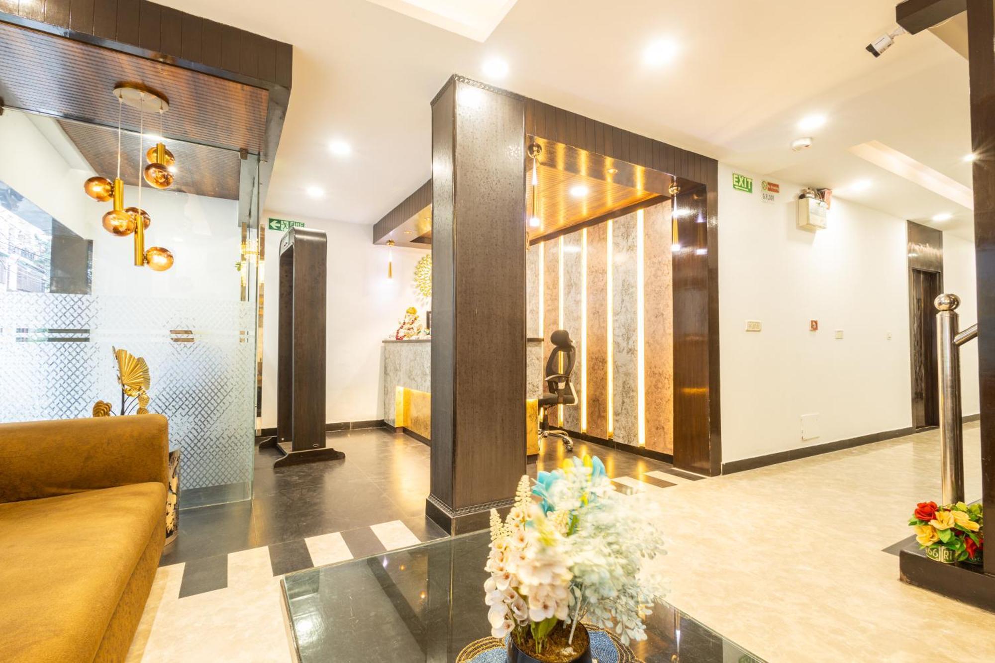 Hotel Cosmo Near Blk Hospital Karol Bagh Delhi  Exterior foto