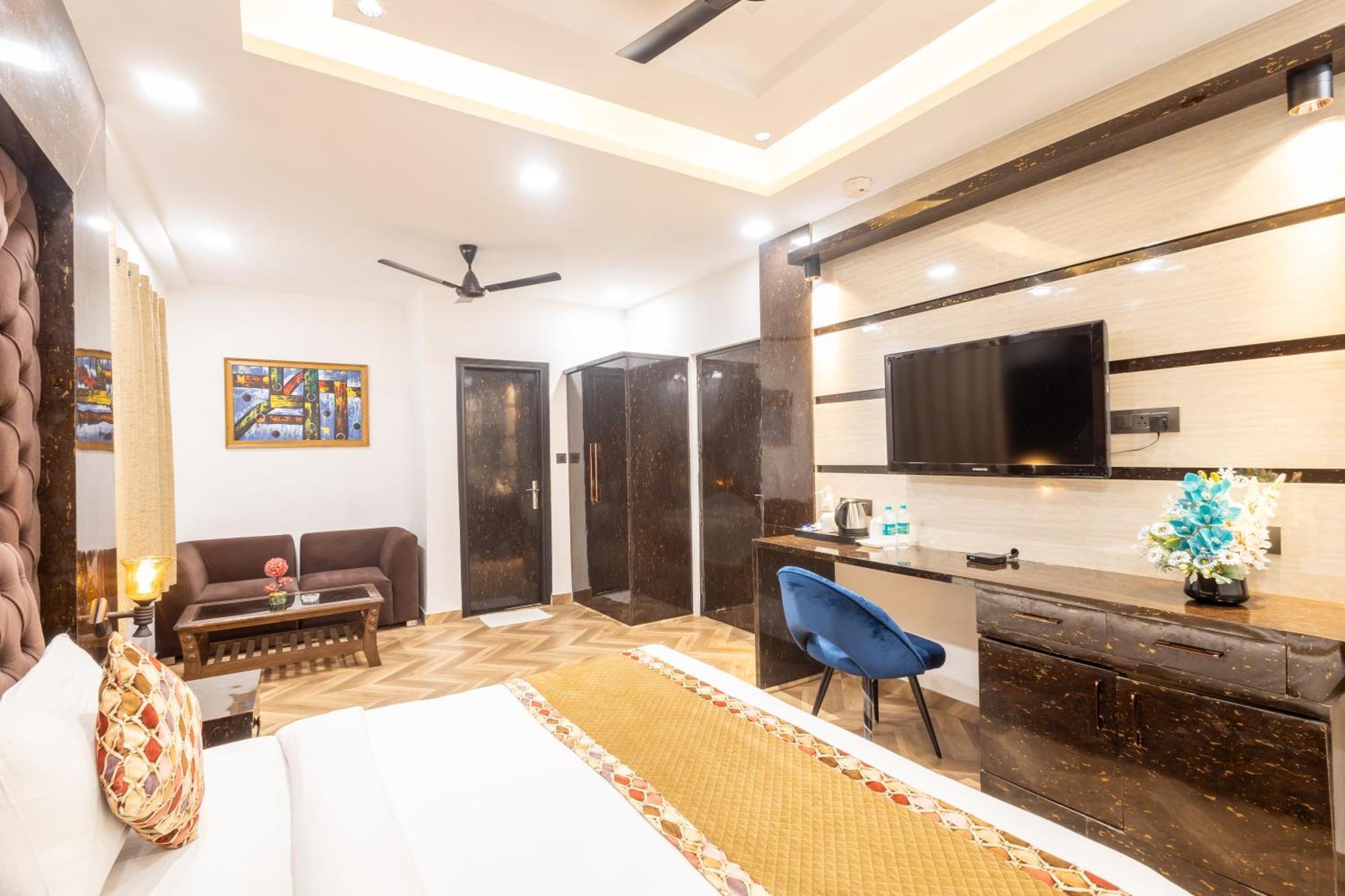 Hotel Cosmo Near Blk Hospital Karol Bagh Delhi  Exterior foto