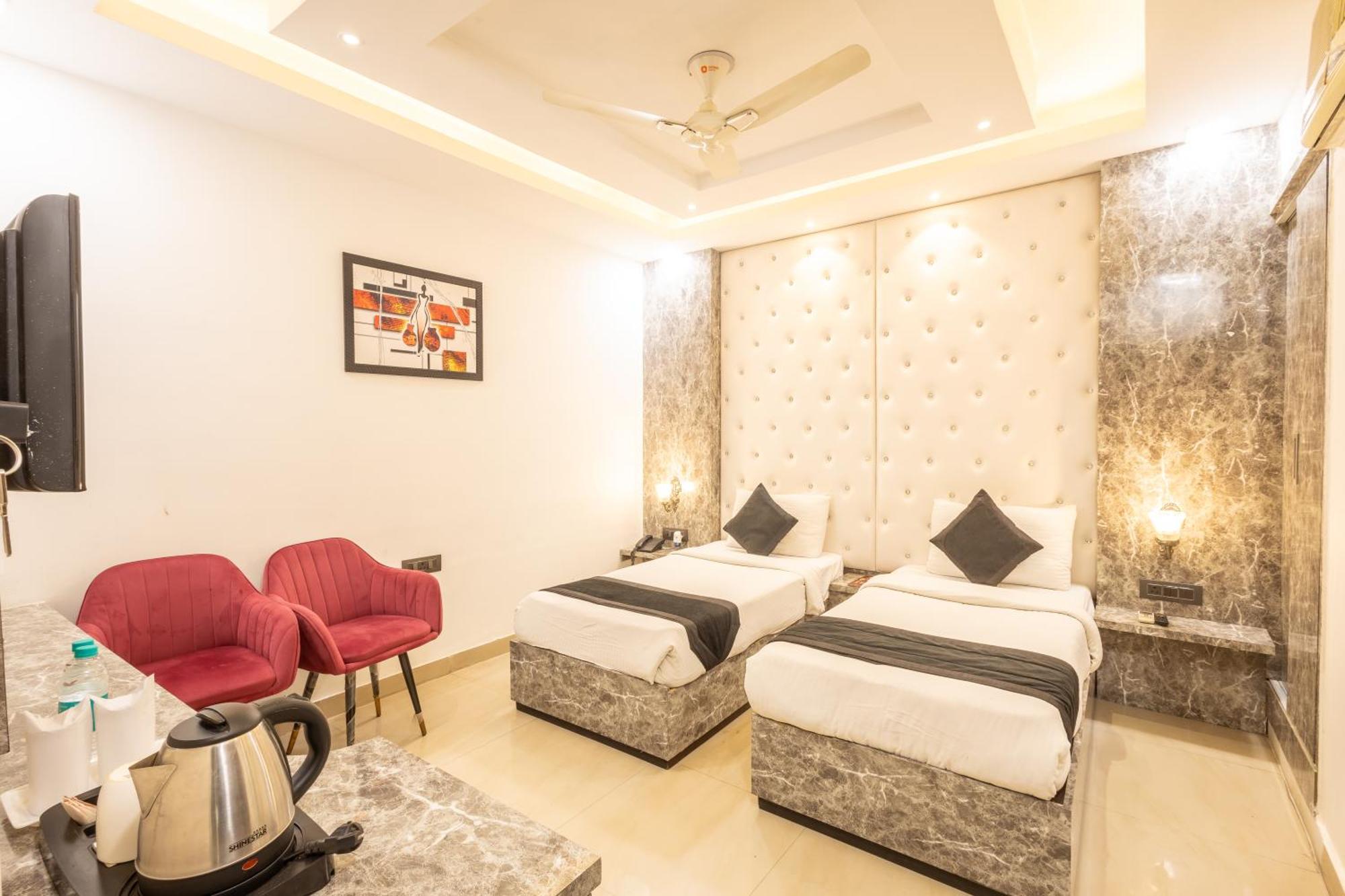 Hotel Cosmo Near Blk Hospital Karol Bagh Delhi  Exterior foto